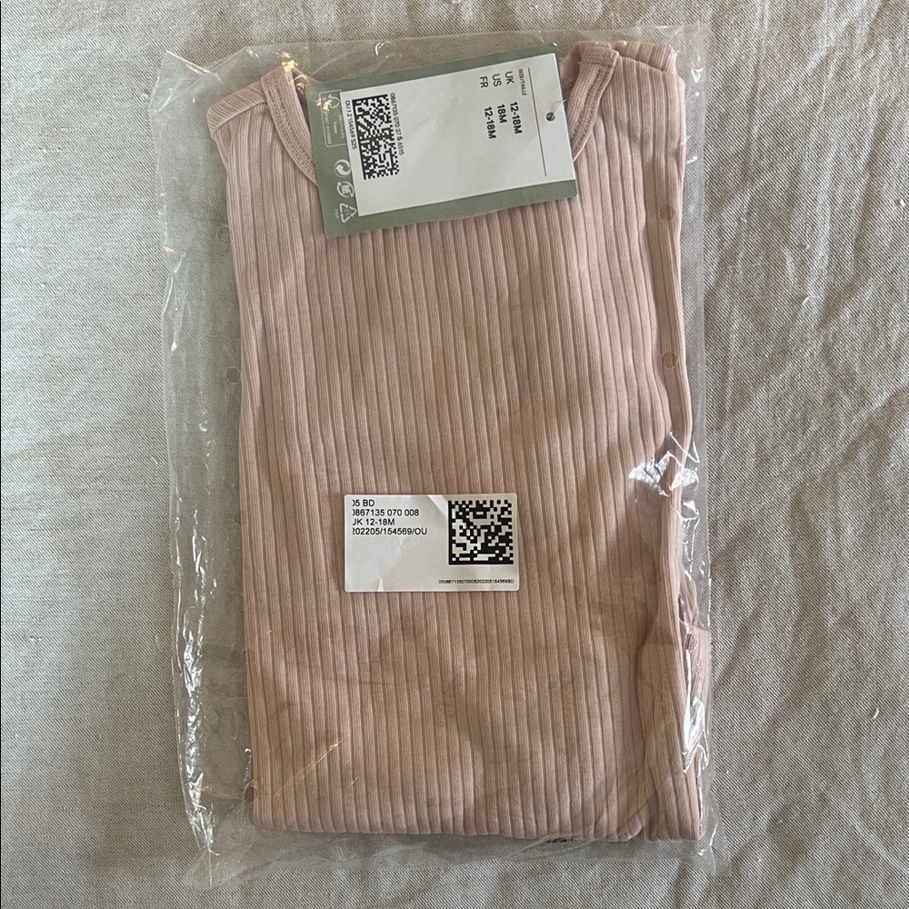 H&M Baby Ribbed Matching Set in Blush Pink